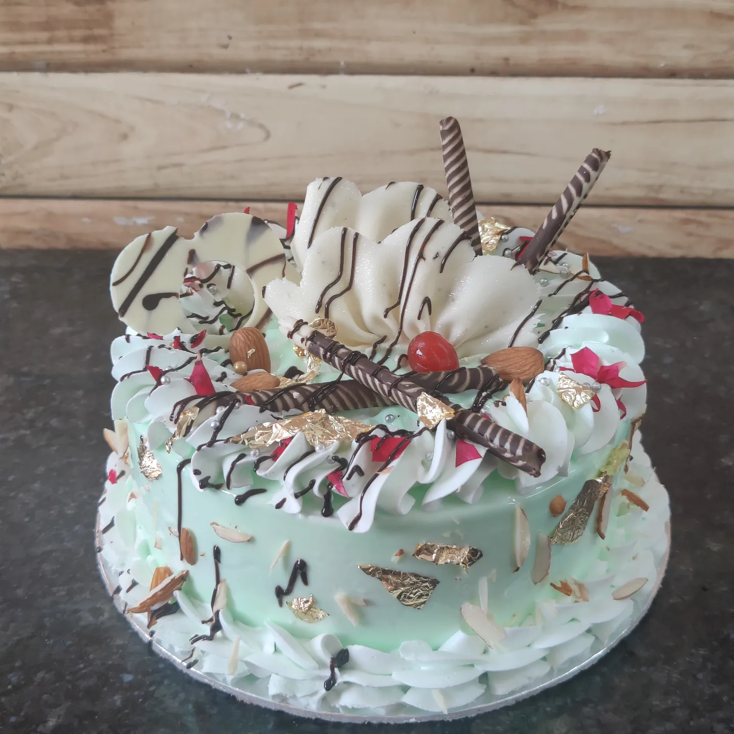 mint white chocolate drip