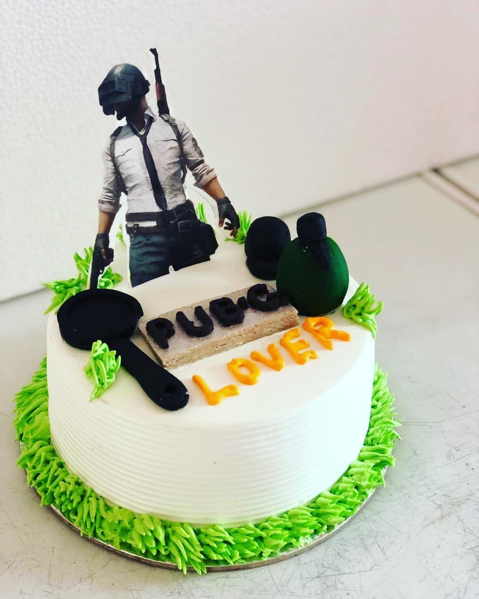 pubg themed cake